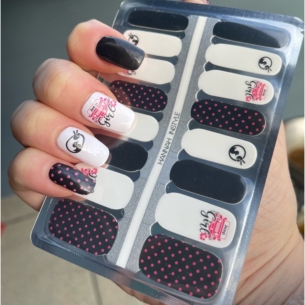 Jeep Girls polka dot nail wraps